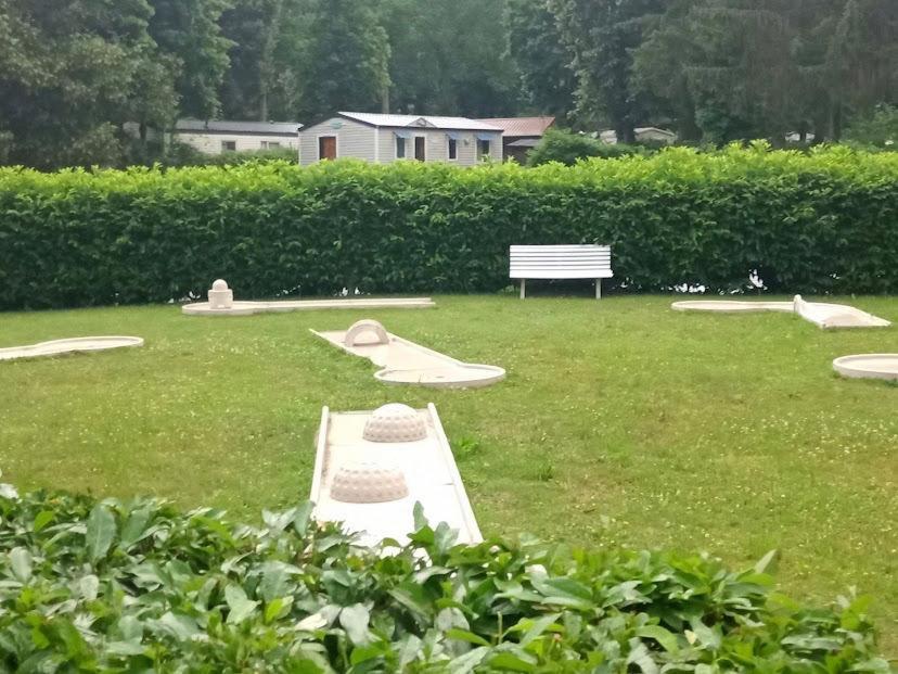 Mobil-Home Au Parc Des Roches Saint-Chéron المظهر الخارجي الصورة
